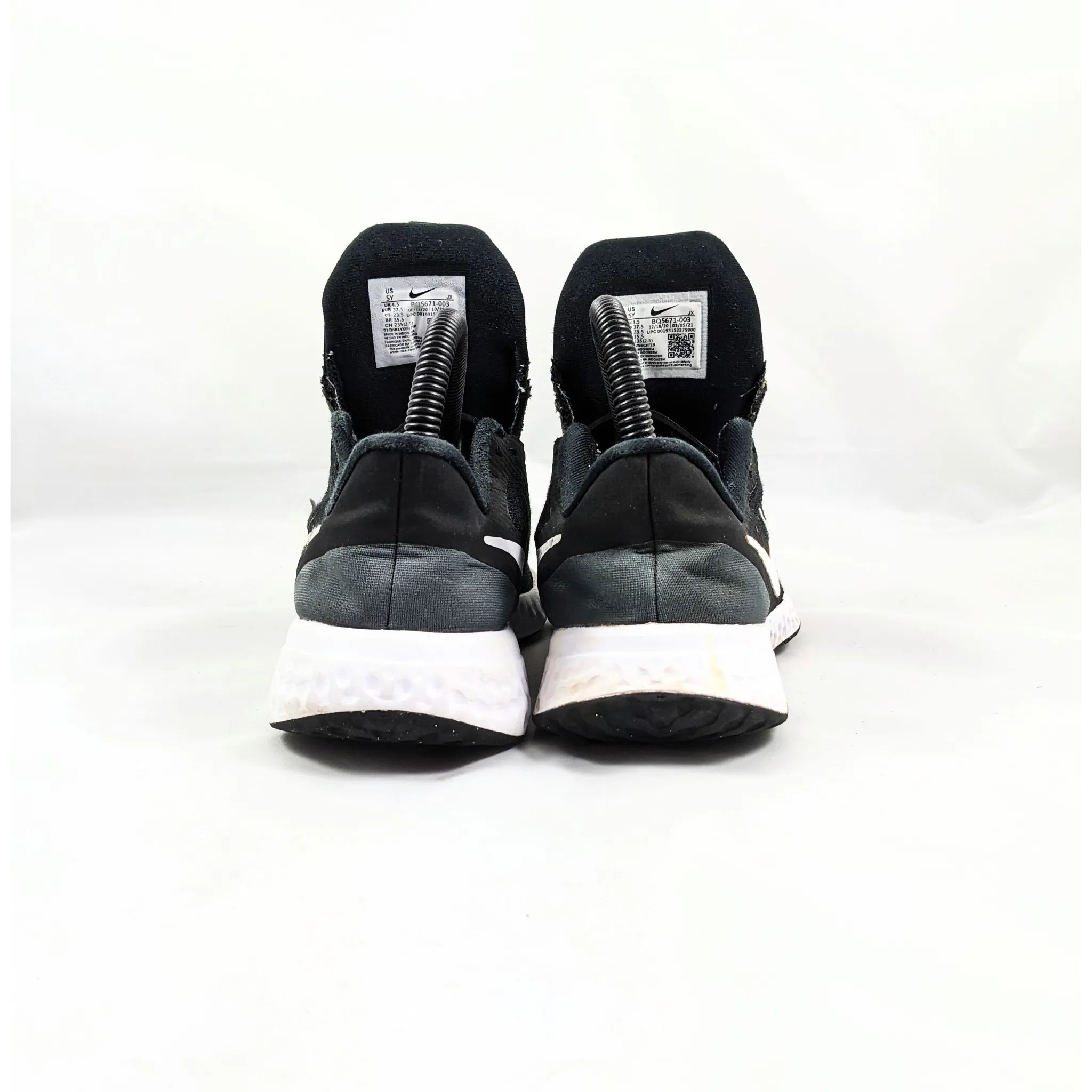 Black Nike Sneakers Premium O