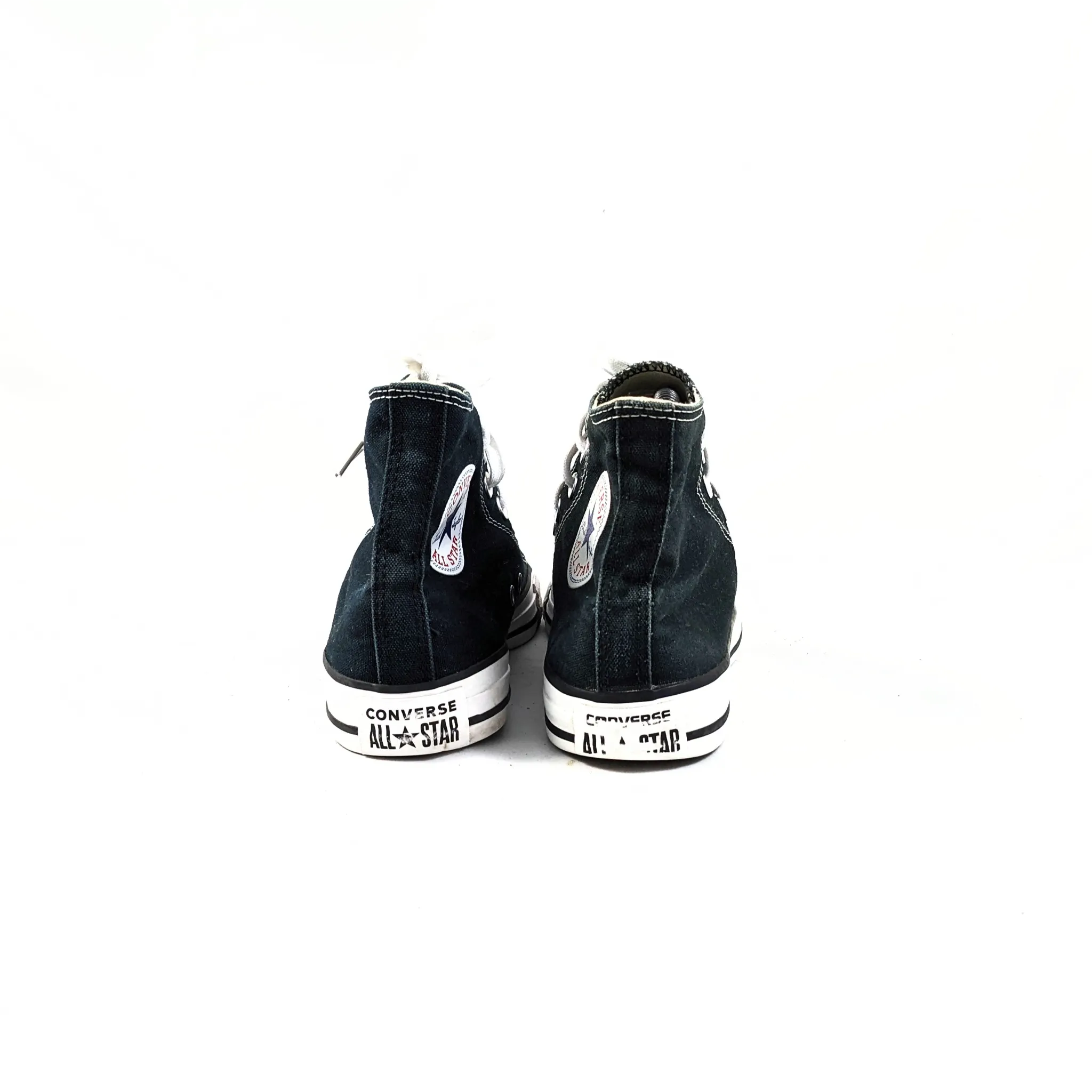 حذاء كونفرس أول ستار باللون الأسود