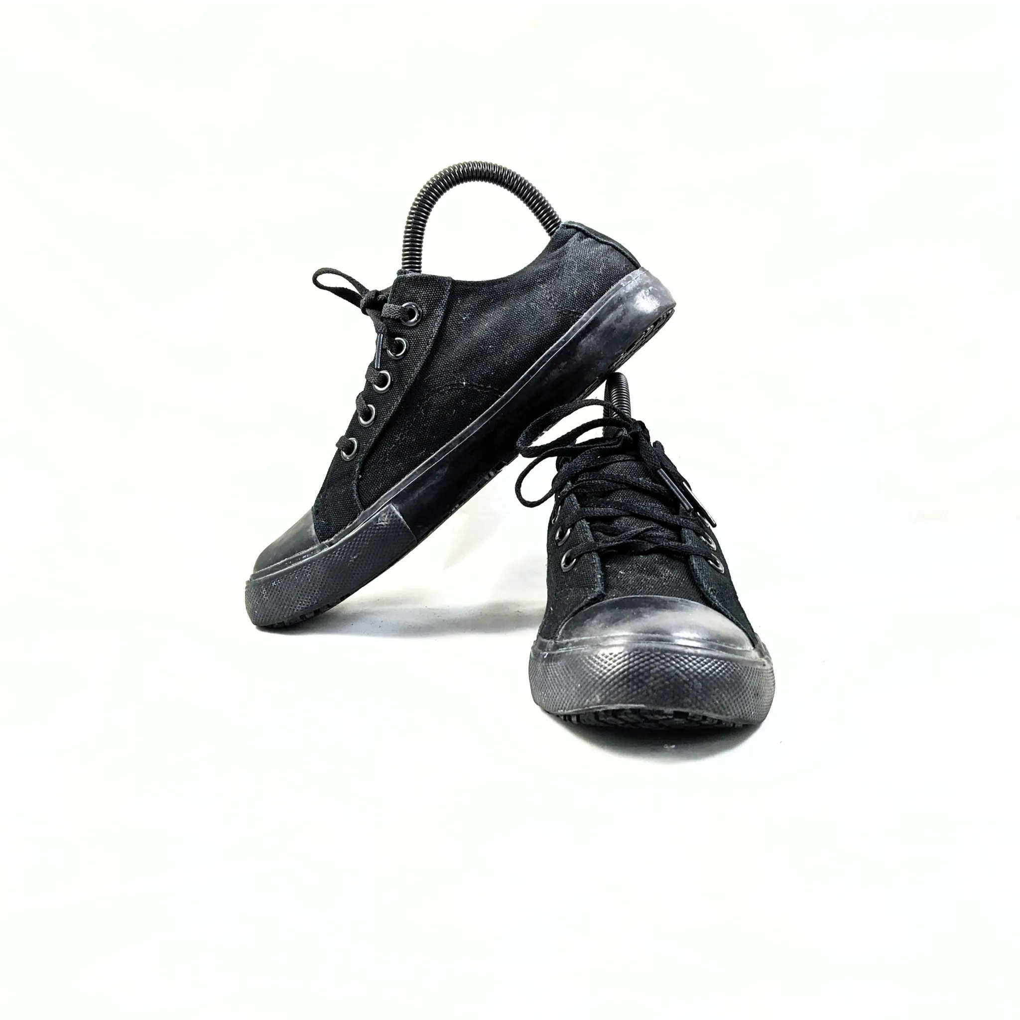 safeTstep Black Sneakers