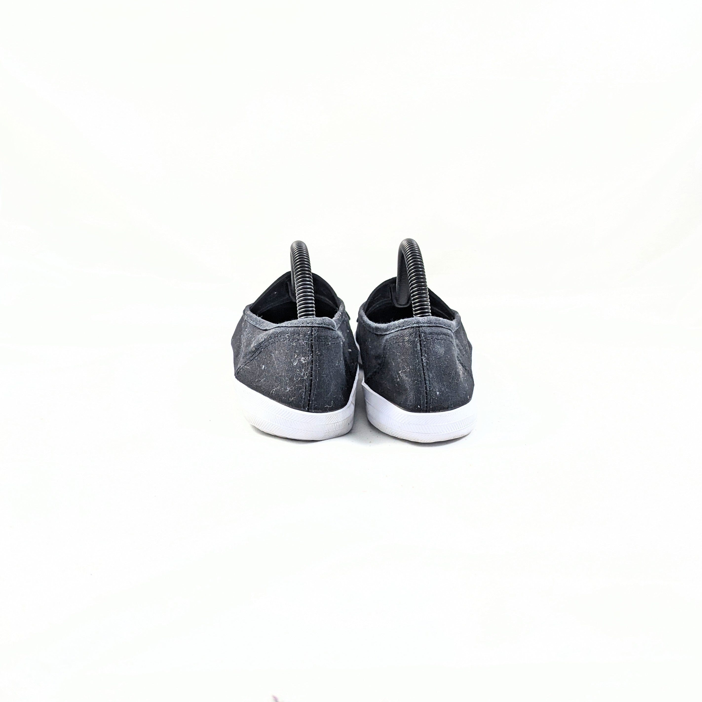 Vty Black SlipOns Premium Plus