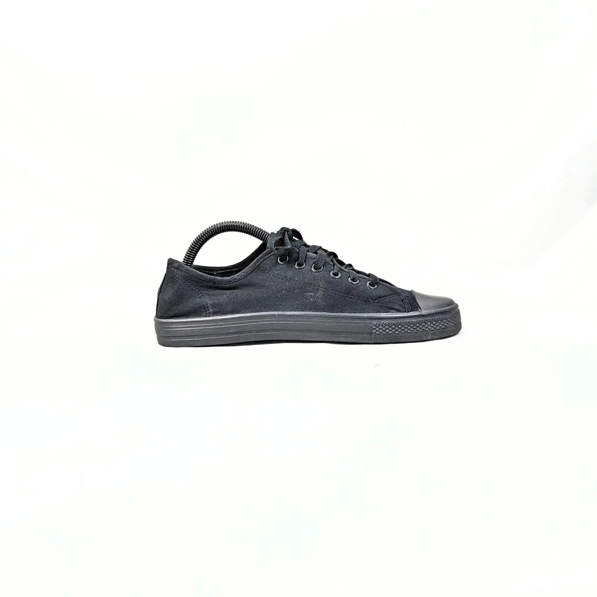 TargetCollection Black Sneakers