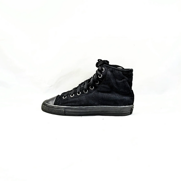 Converse Black Hightops