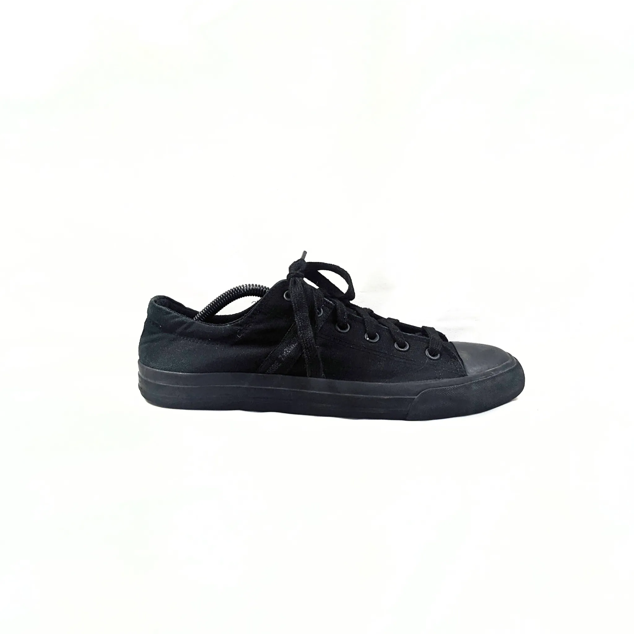 ZxZanerobe Black Sneakers