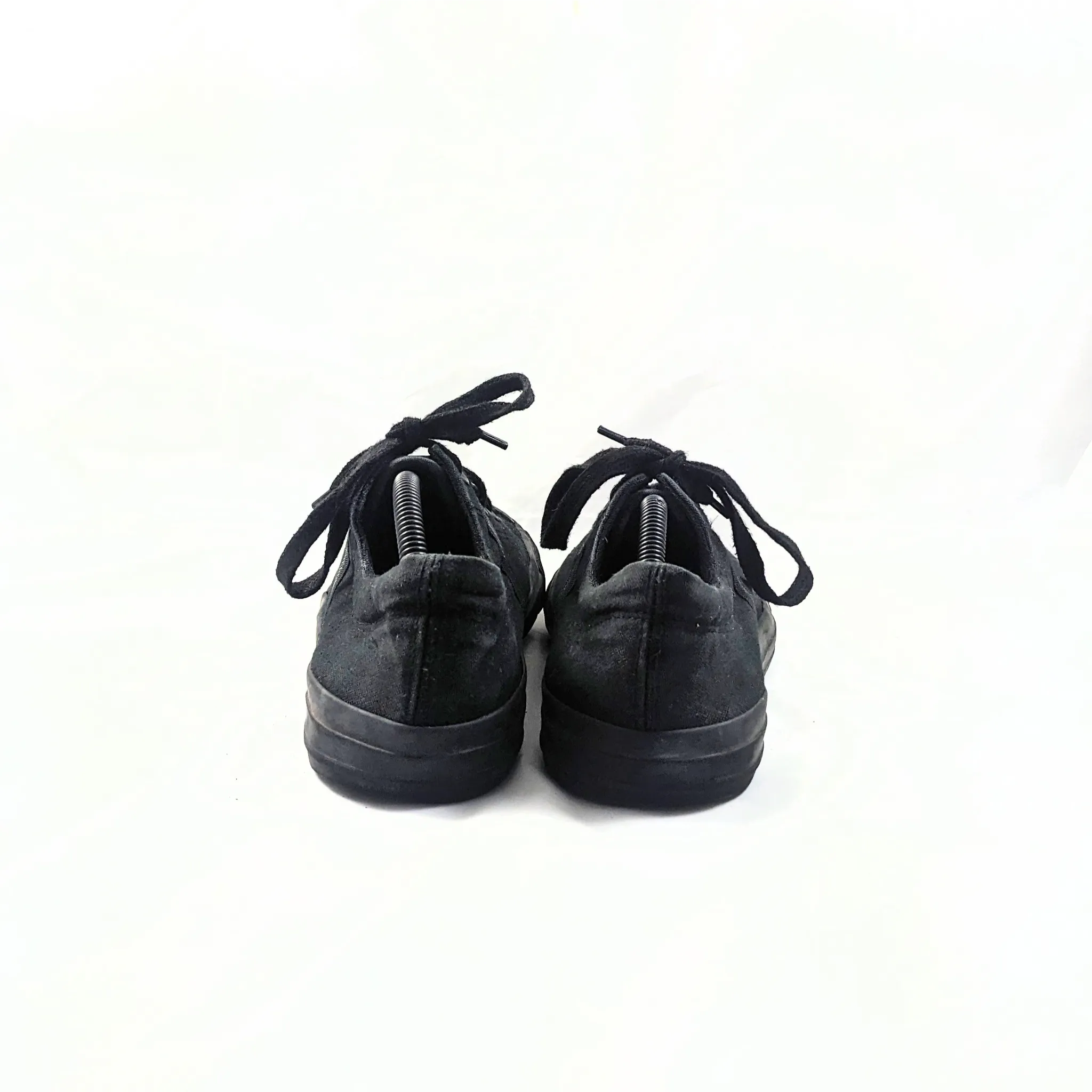 ZxZanerobe Black Sneakers