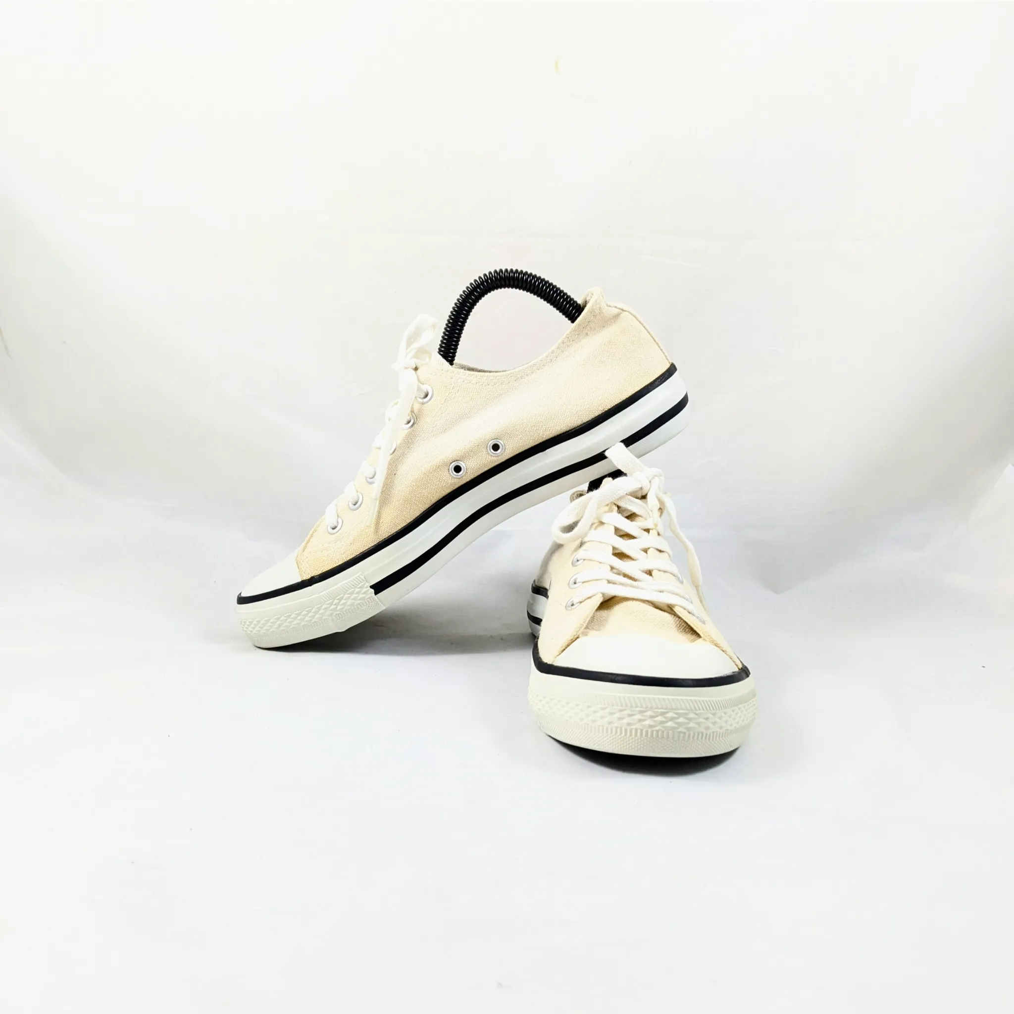 Beige Sneakers Premium C