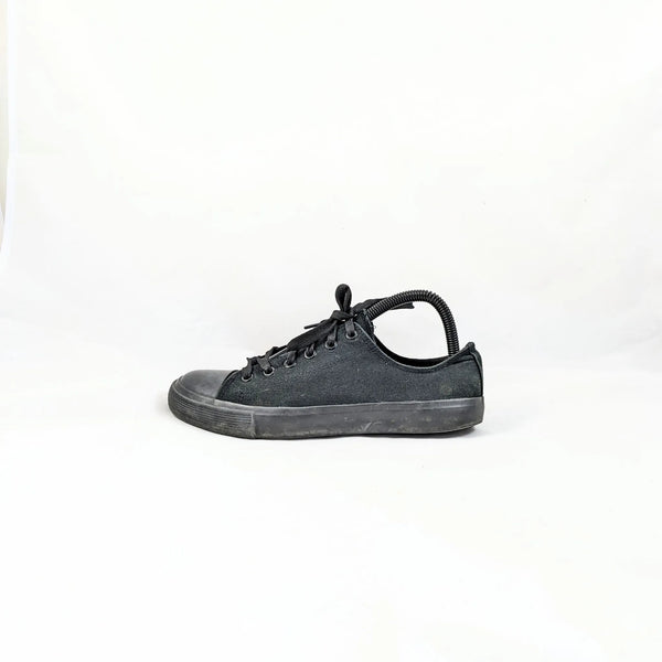 أحذية رياضية سوداء Vty