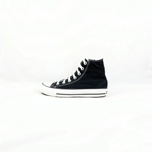 Converse Black Hightops