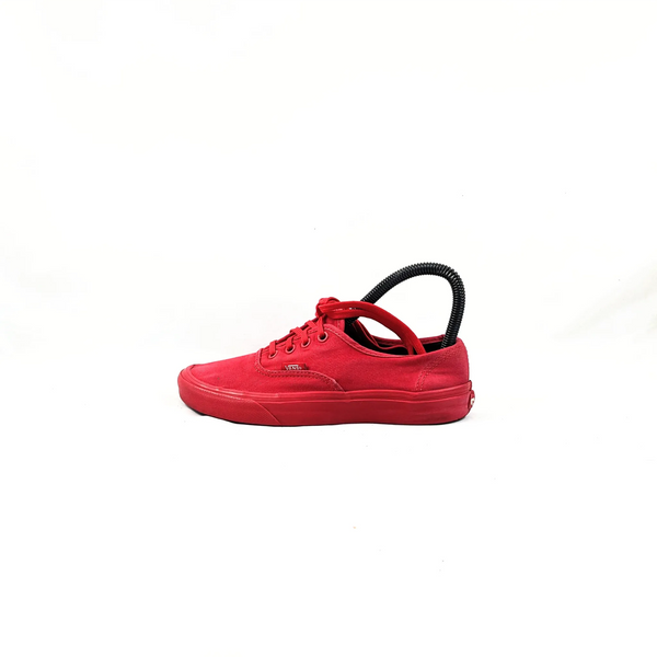 حذاء فانس باللون الأحمر