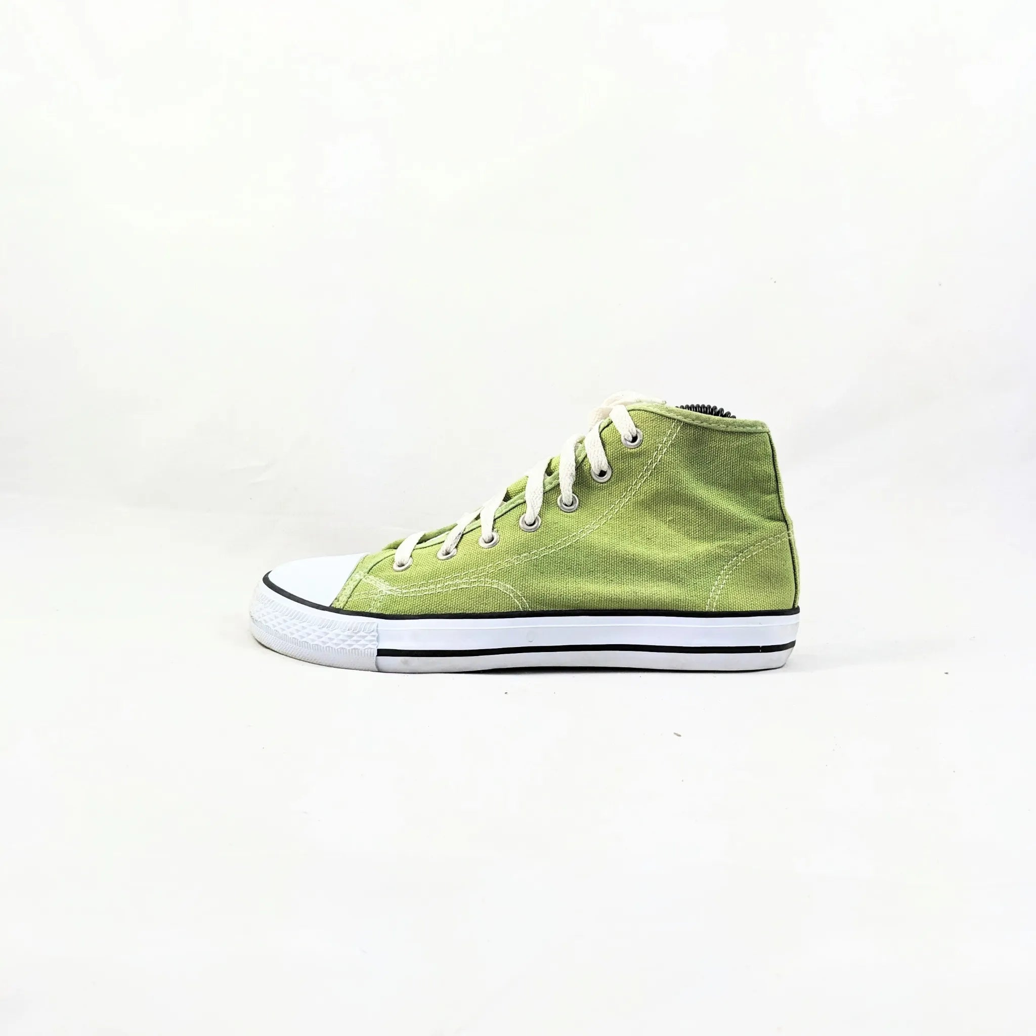 SpotOn Green Hightops