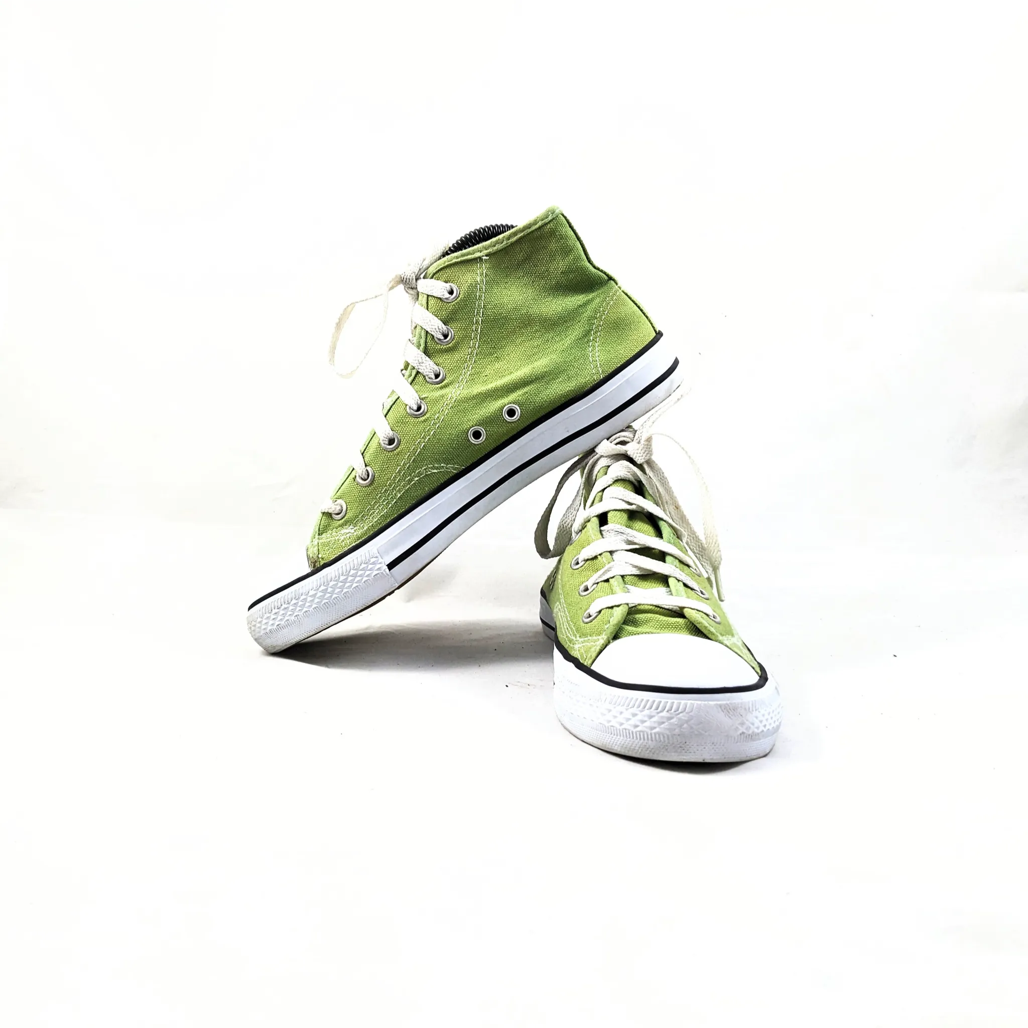 SpotOn Green Hightops