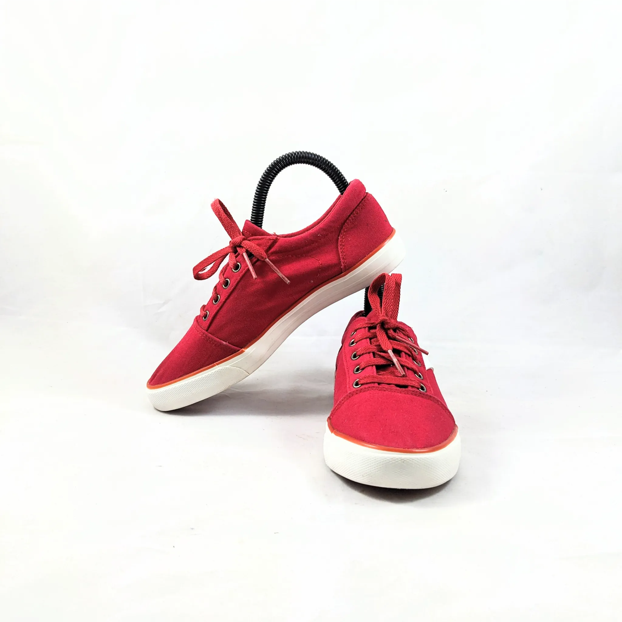 Bizzy Red Sneakers