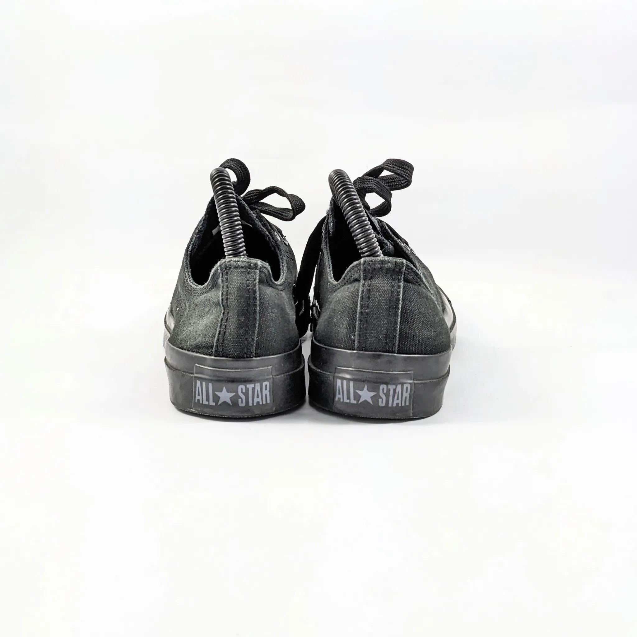Converse Black Sneaker