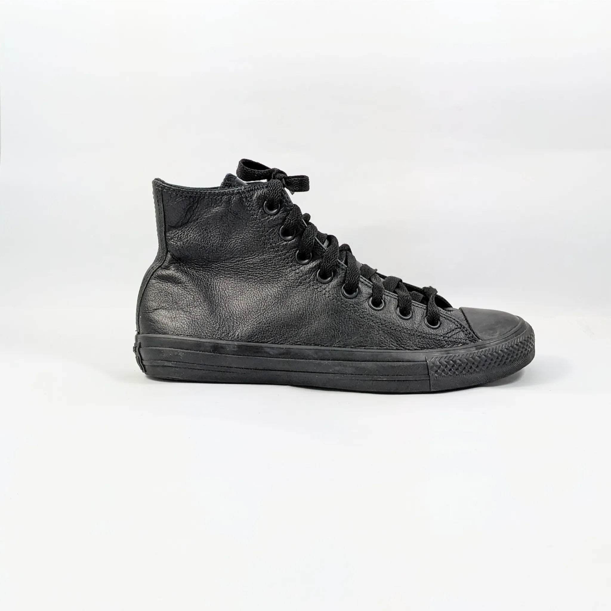 Converse Black Hightops Premium C