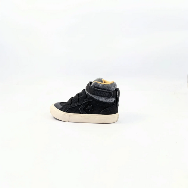 Converse Black Hightops Kids