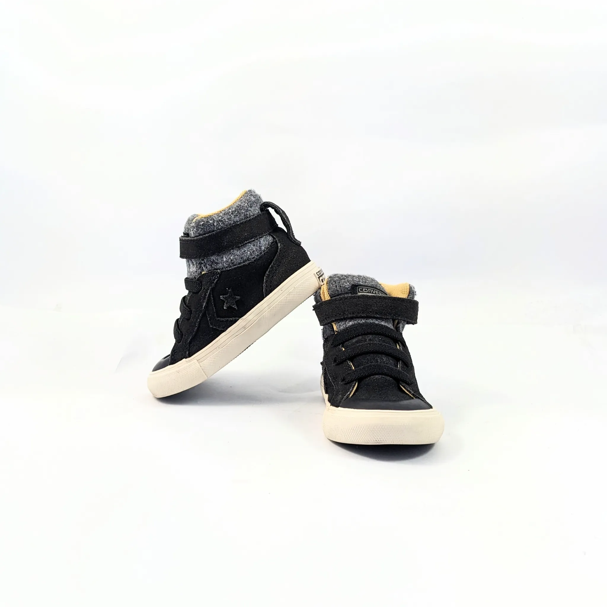 Converse Black Hightops Kids