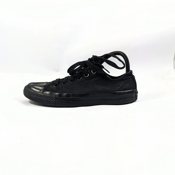 كونفرس أحذية رياضية سوداء
