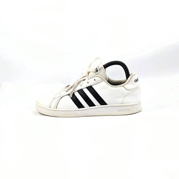 حذاء أديداس سوبر ستار أبيض | خطوط سوداء