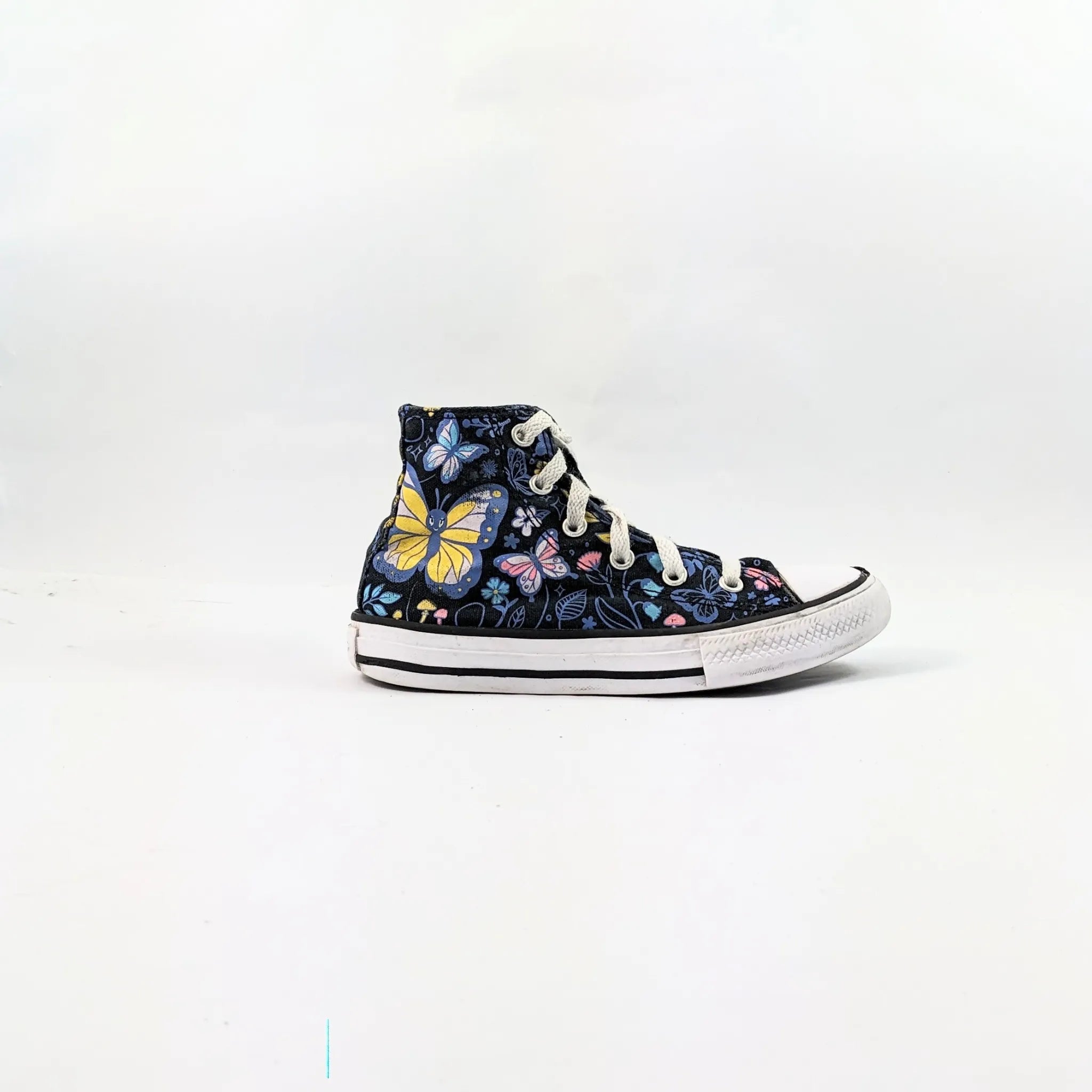 Converse Black Hightops Kids