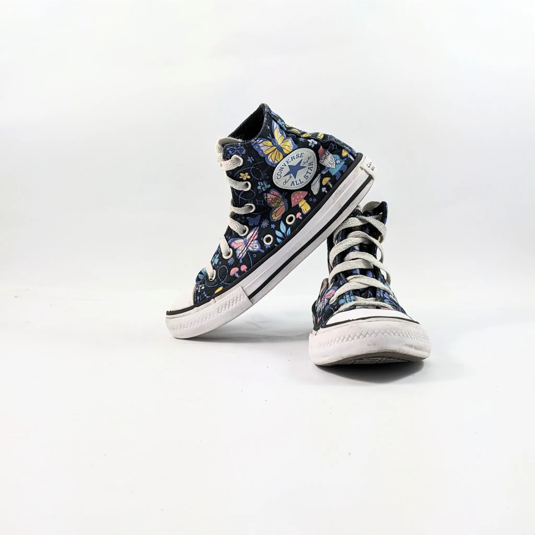 Converse Black Hightops Kids