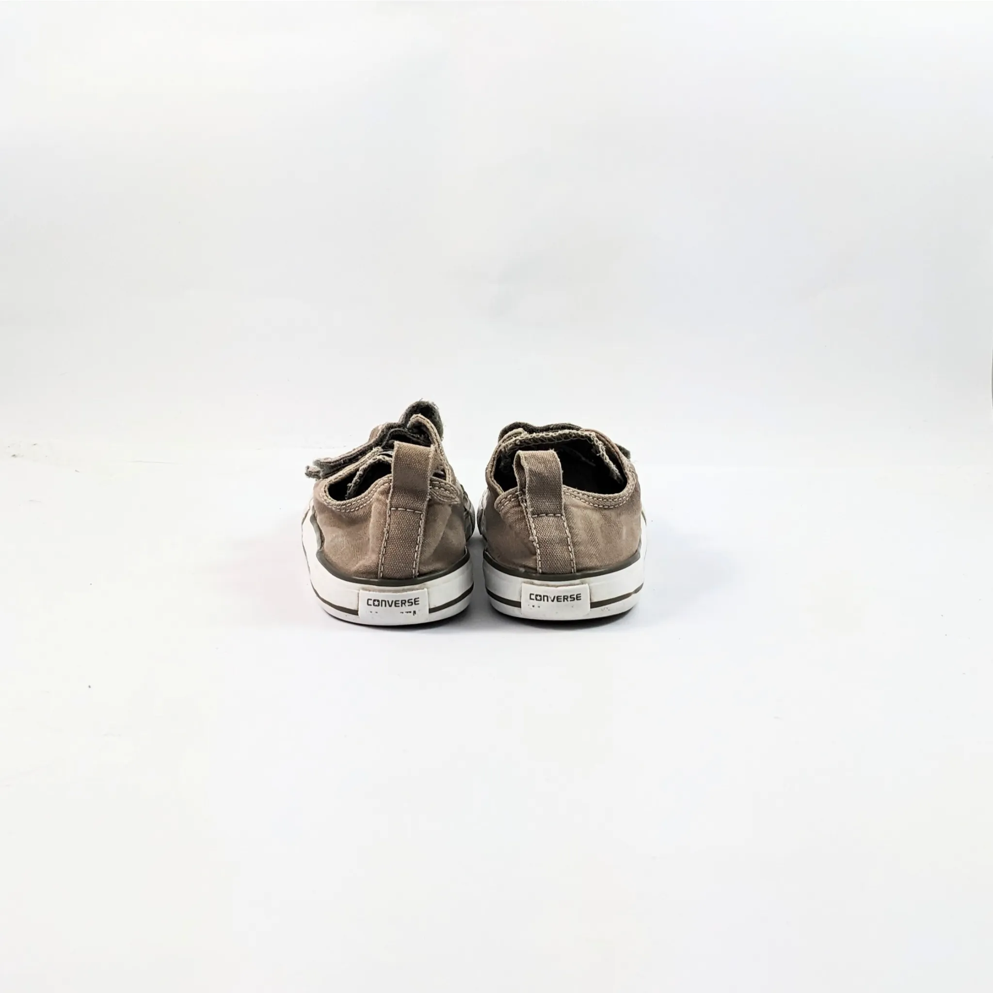 حذاء كونفرس بني للأطفال