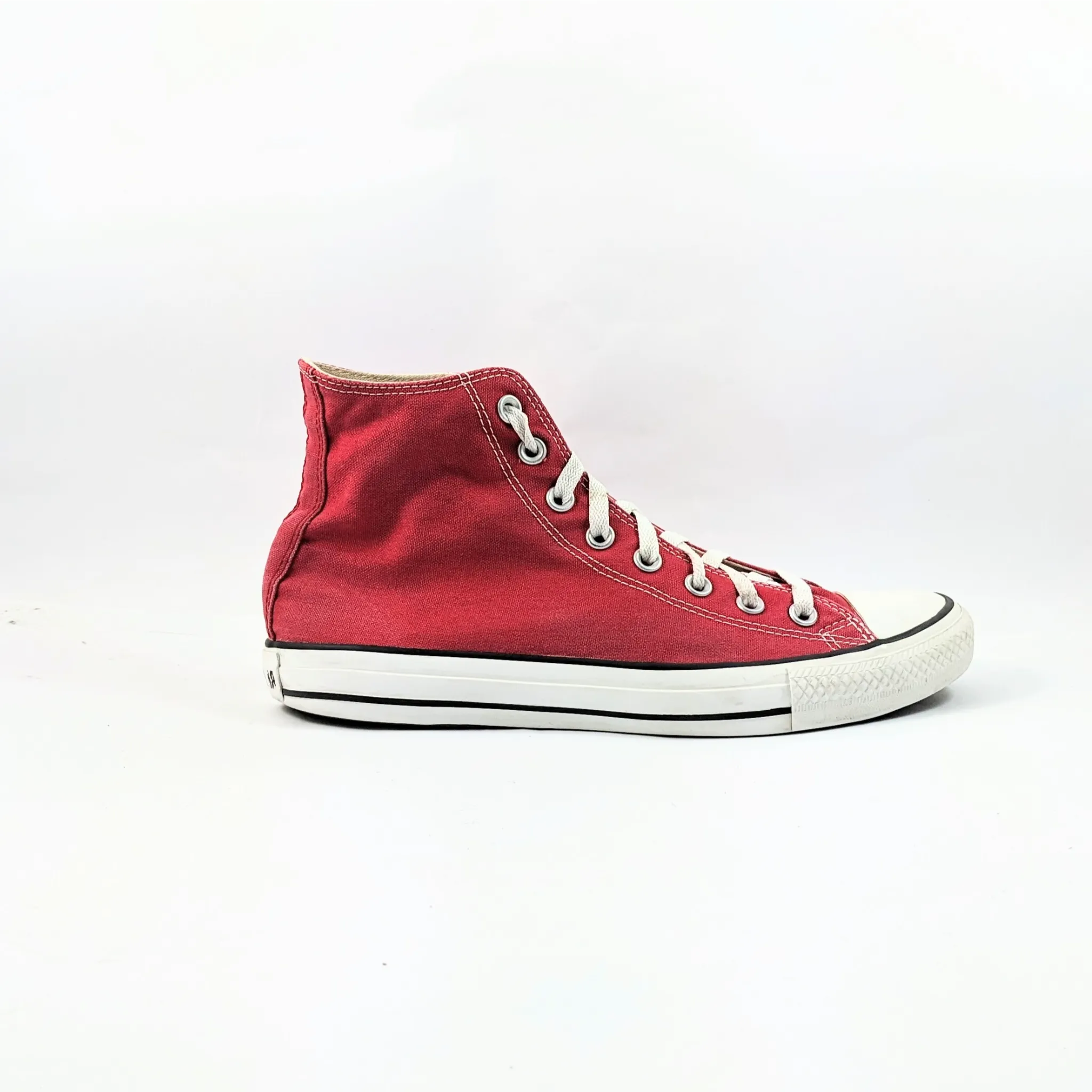 Converse Red Hightops