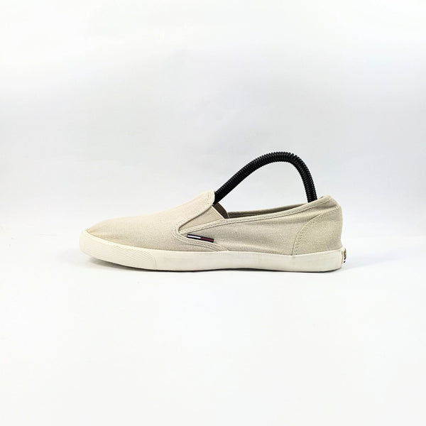 تومي هيلفيغر براون SlipOns