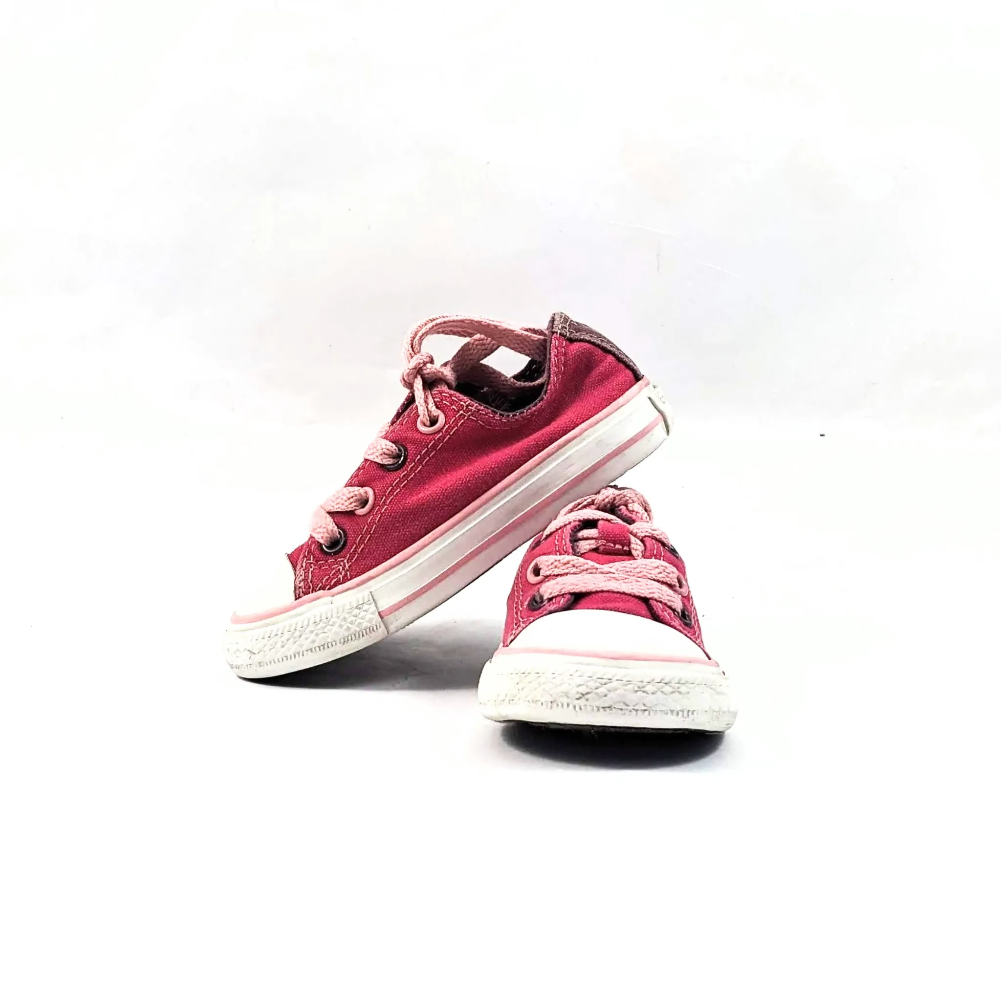 حذاء كونفرس باللون الوردي للأطفال