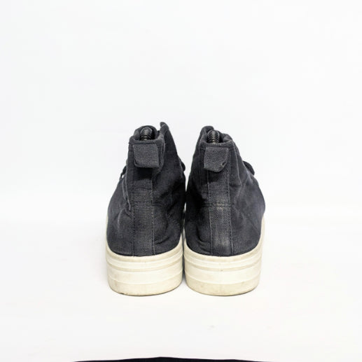 Black Convas Hightop Sneakers