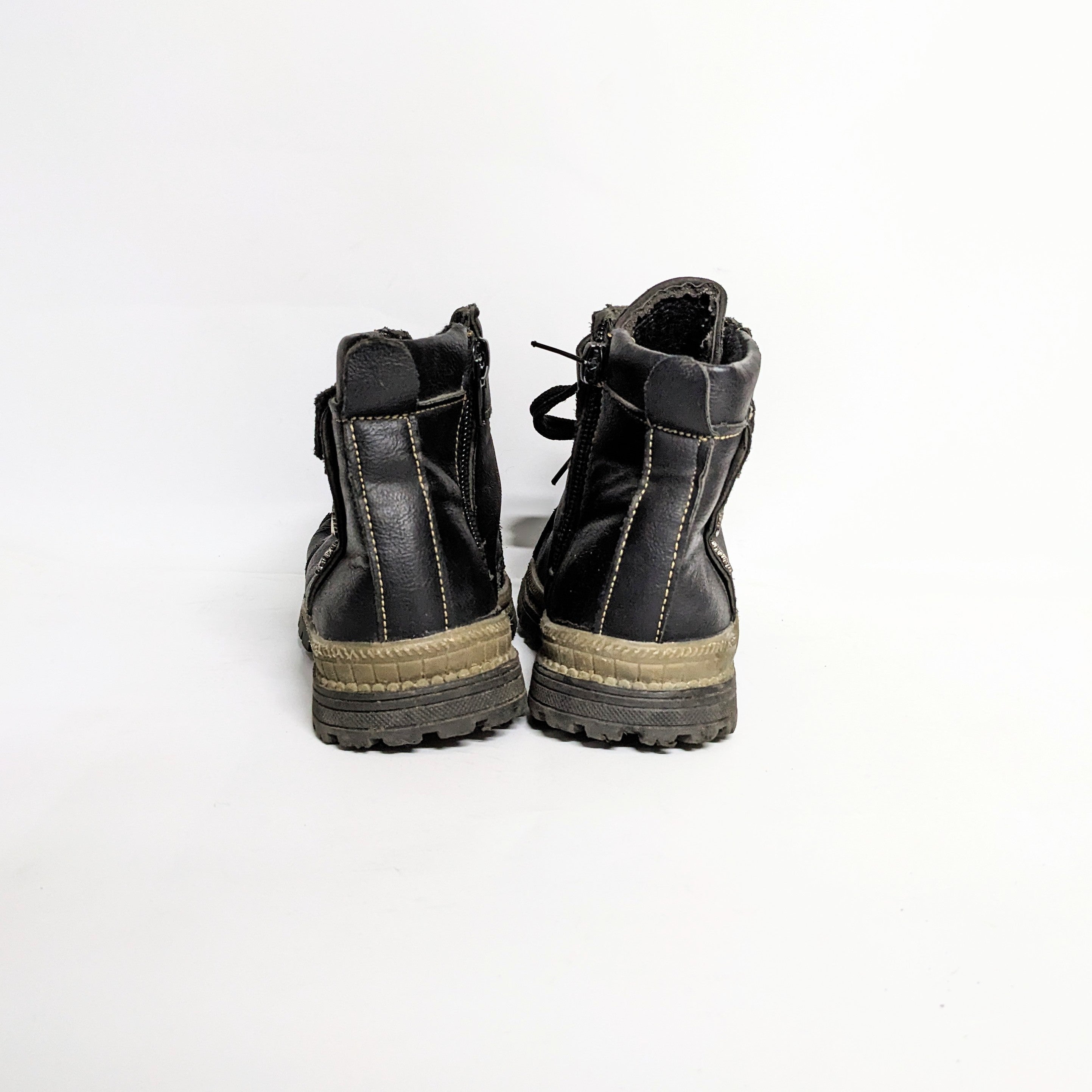 حذاء أطفال من الجلد الأسود عالي الجودة