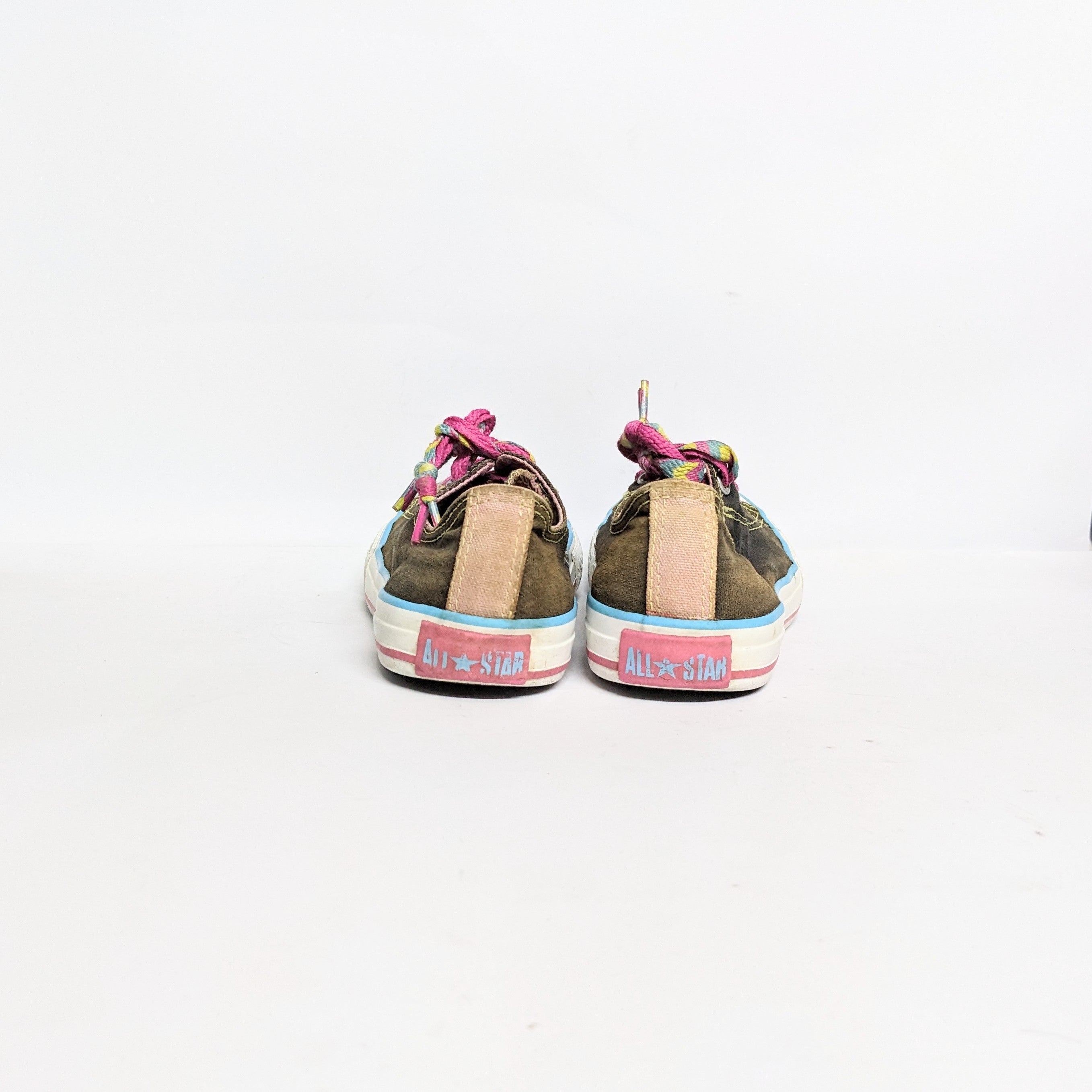 حذاء كونفرس للأطفال باللون الرمادي مع أربطة وردية
