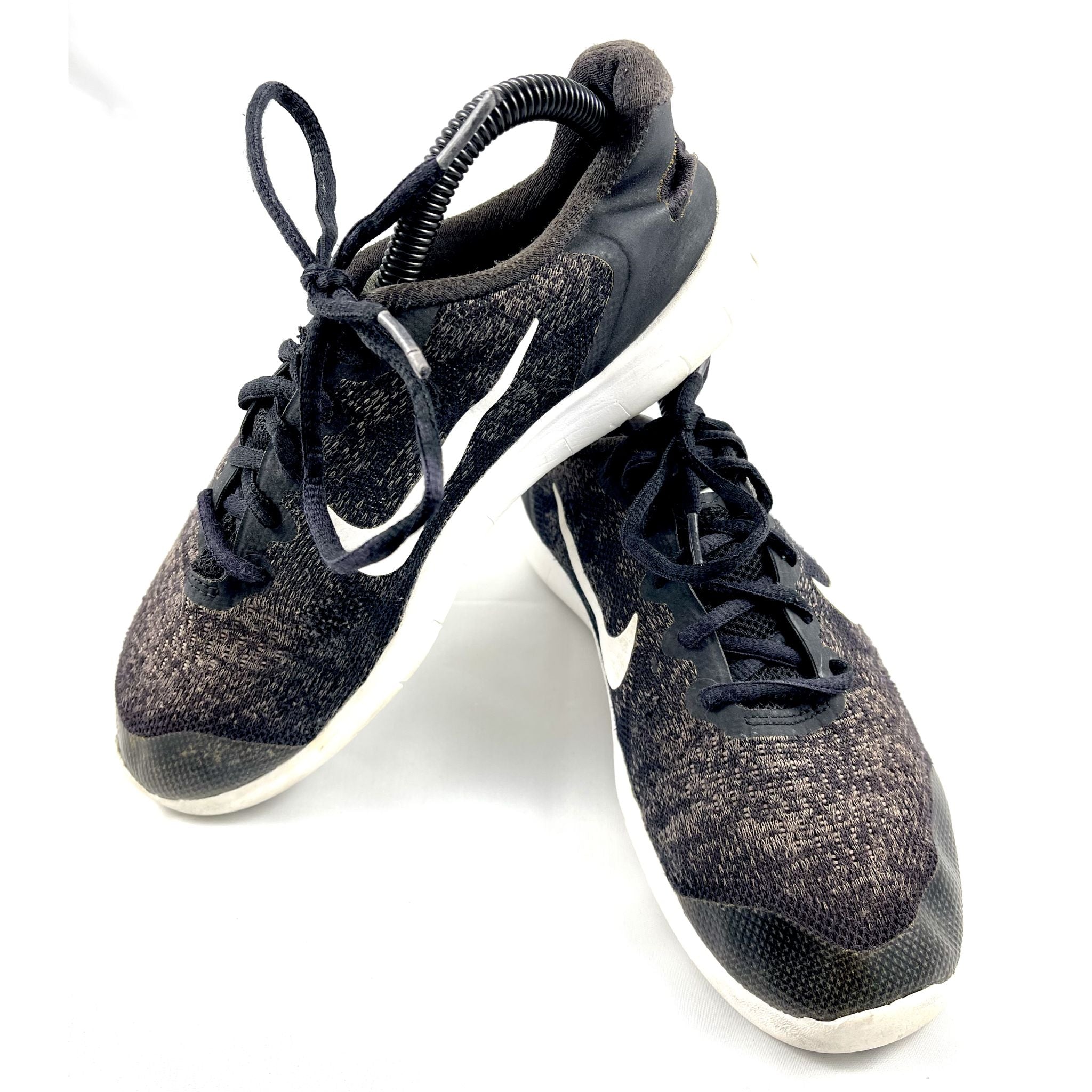 Nike Black Shoes for Men and Women