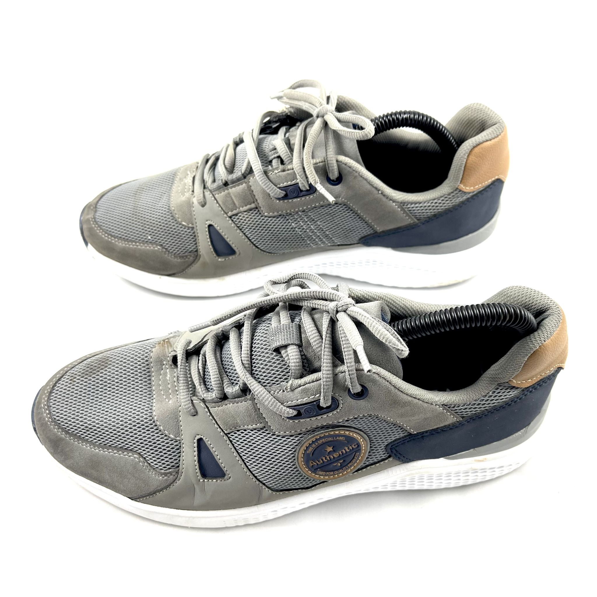 VENICE Gray Sneakers
