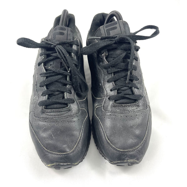 حذاء رياضي أسود من FILA