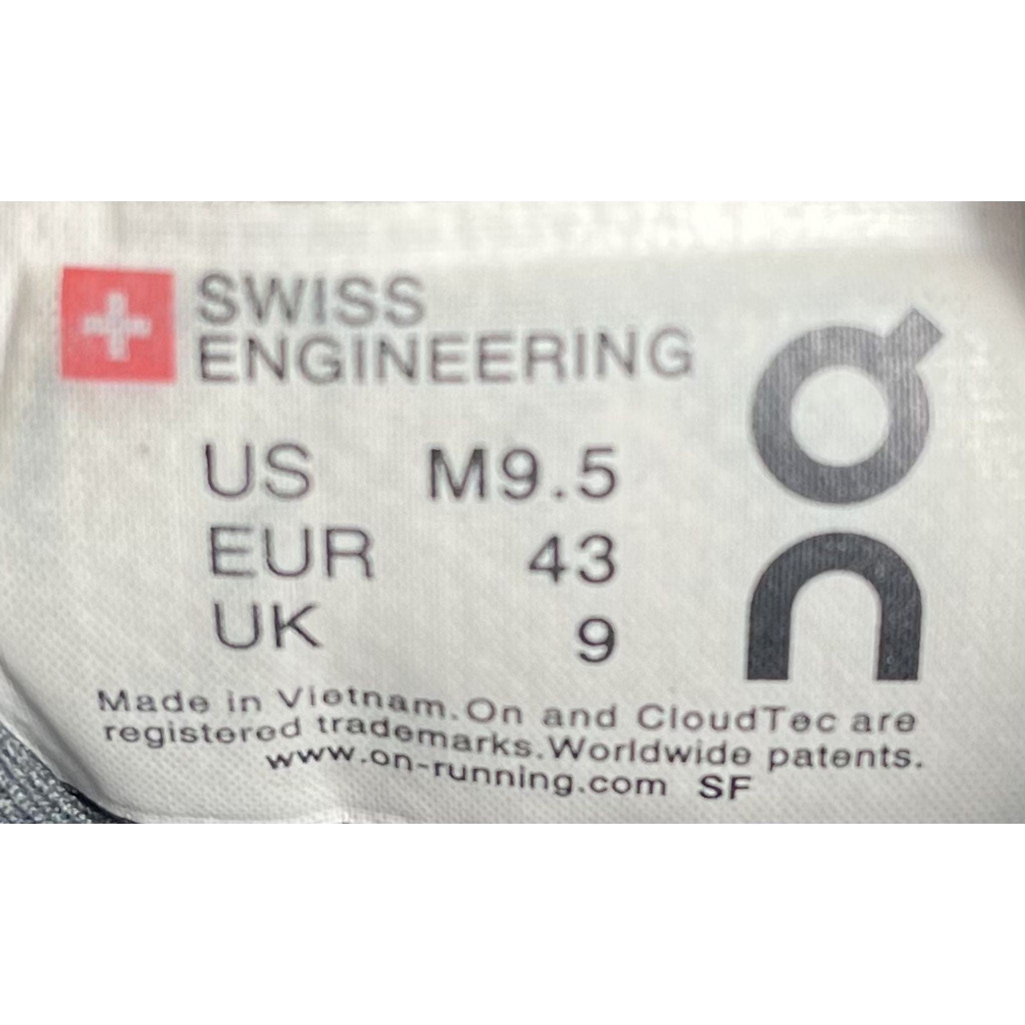 الأحذية الهندسية السويسرية