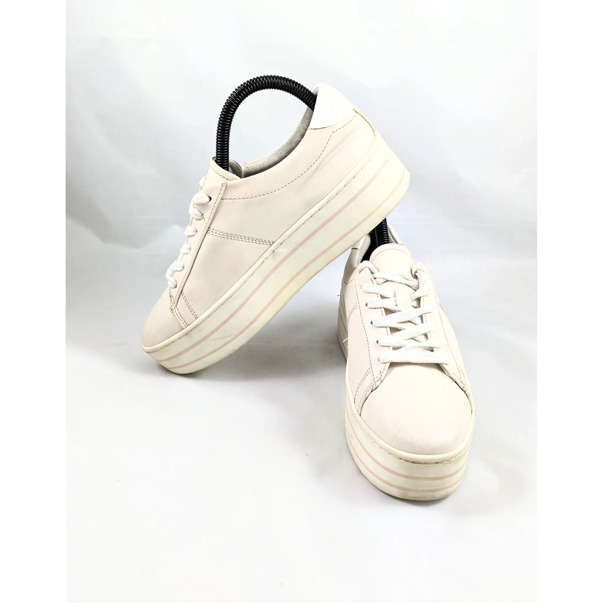 ZARA Basic Sneakers